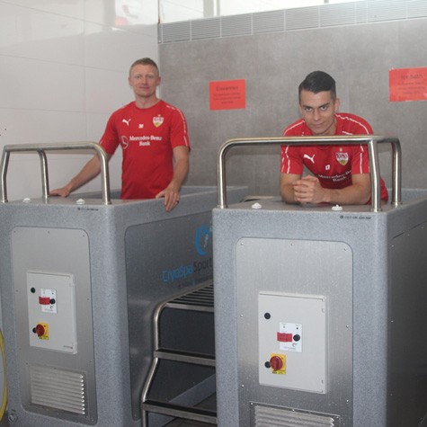 Two VfB Stuttgart players in the Team CryoSpa ice baths