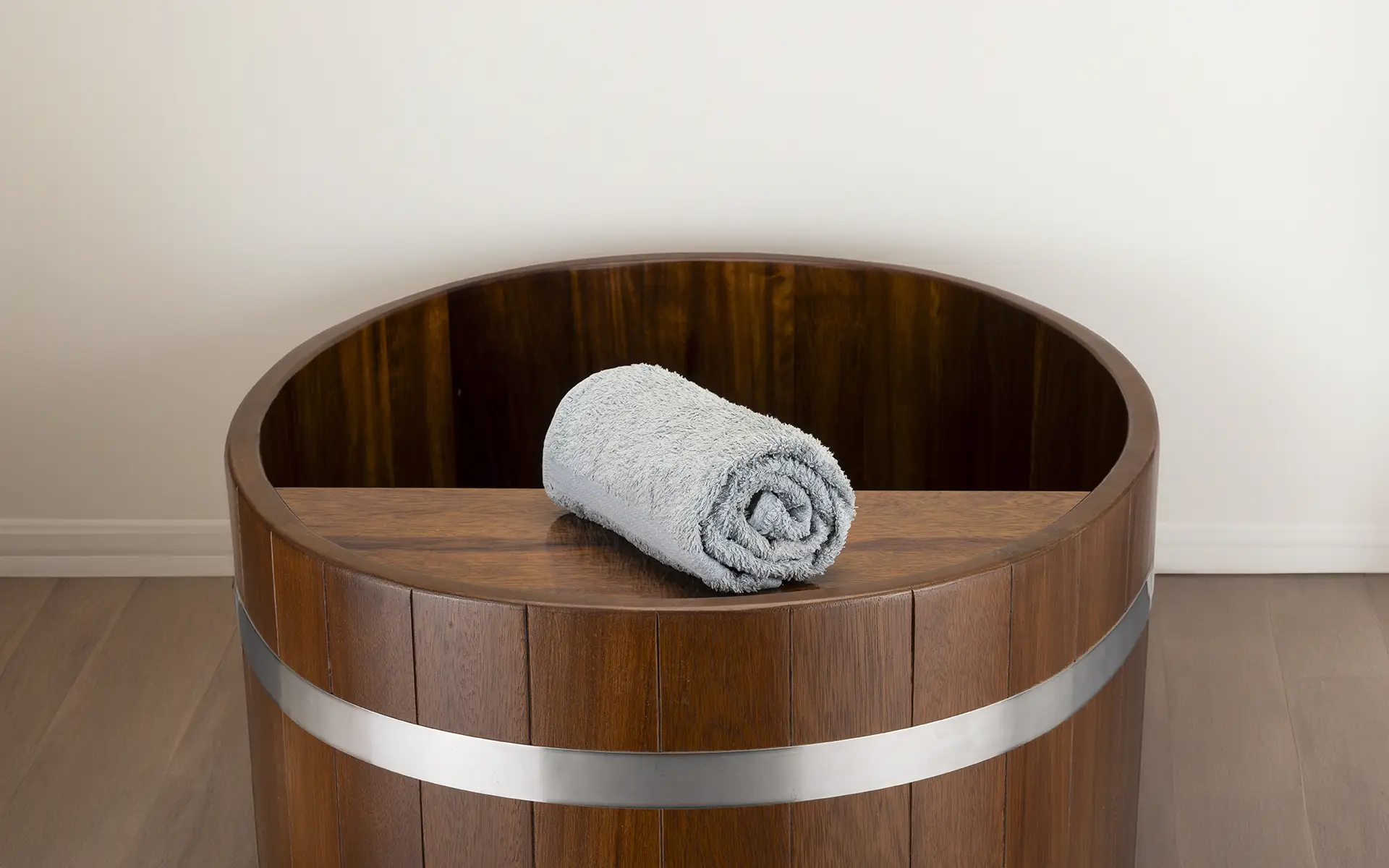 Iroko Ice Bath Iroko Ice Bath